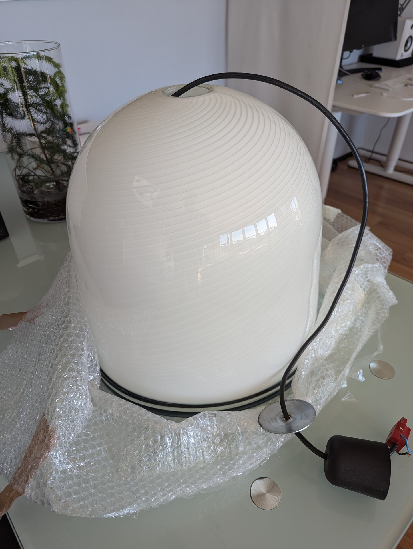 Leucos “Swirl” Pendant Lamp – (1970s)