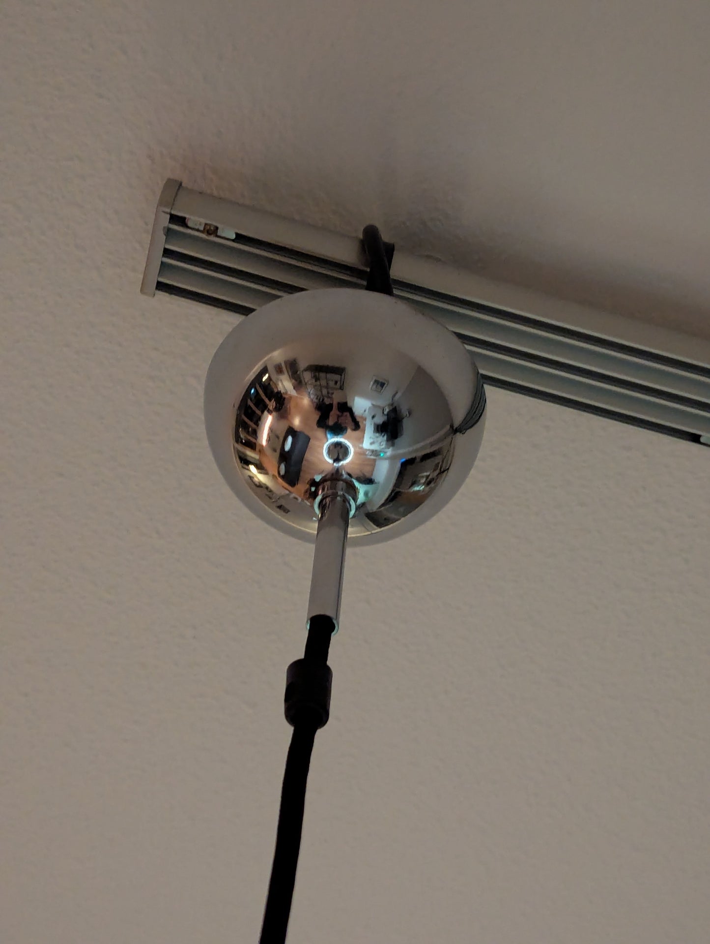 Fontana Arte “Unknown Model” Pendant Lamp – Monti Studio (1967)
