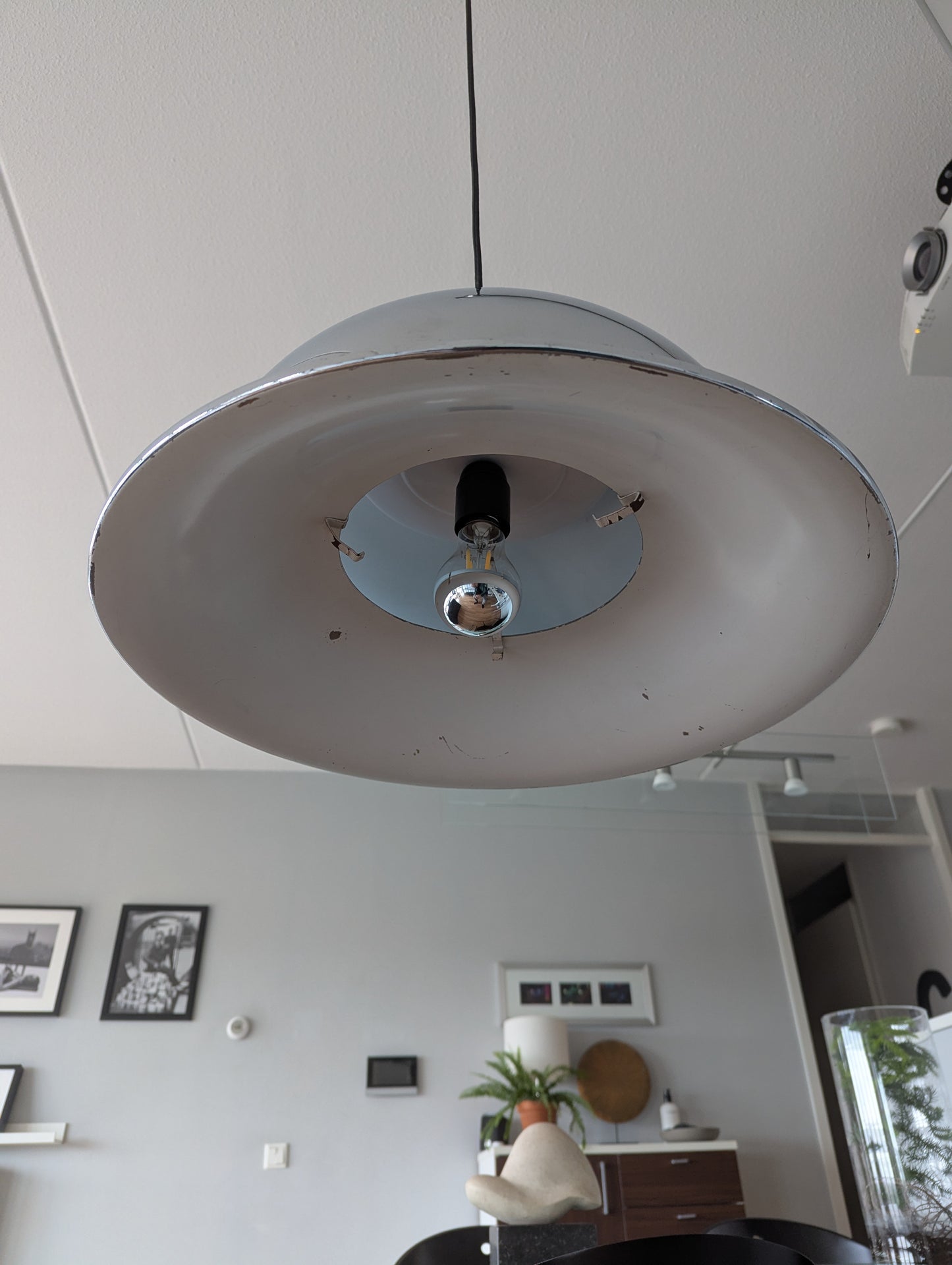 Fontana Arte “Unknown Model” Pendant Lamp – Monti Studio (1967)