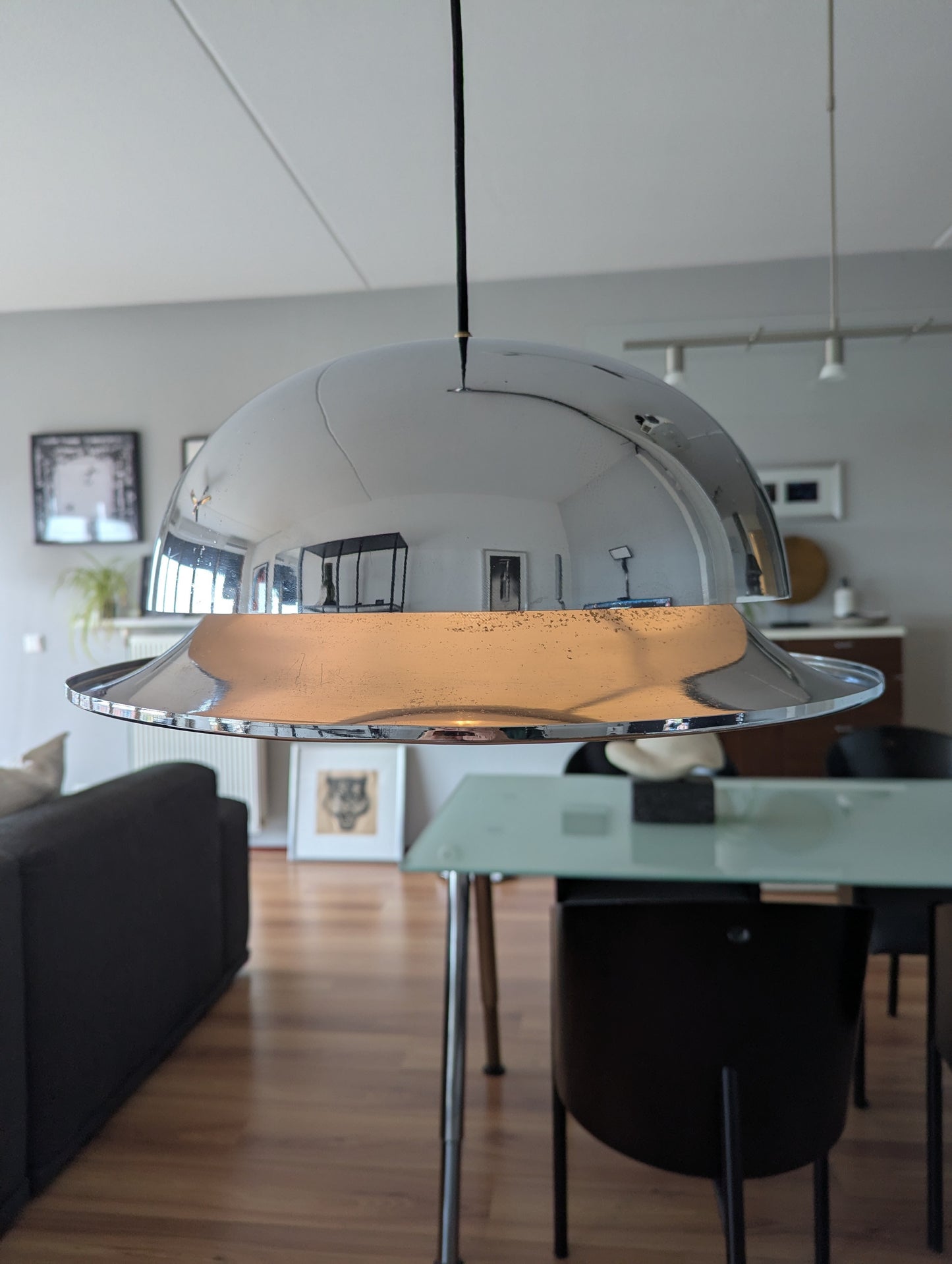Fontana Arte “Unknown Model” Pendant Lamp – Monti Studio (1967)
