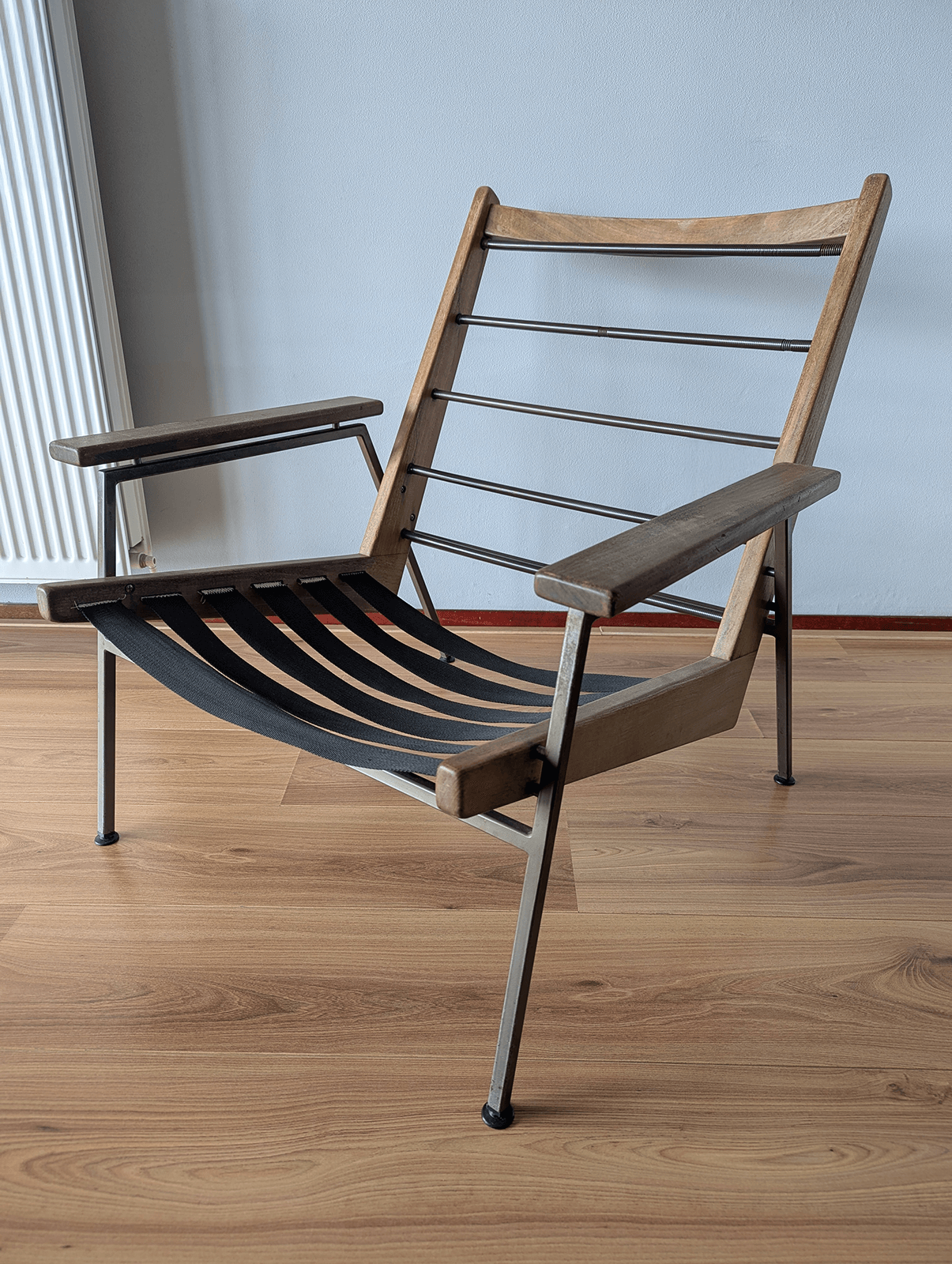 Gelderland “1611S / RP5055” Armchair Frame – Rob Parry (1960s)