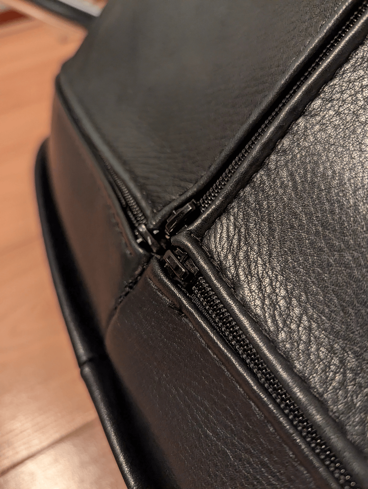 Label Van den Berg “Tobias” Lounge Chair – Black Aniline Leather – Gerard van den Berg