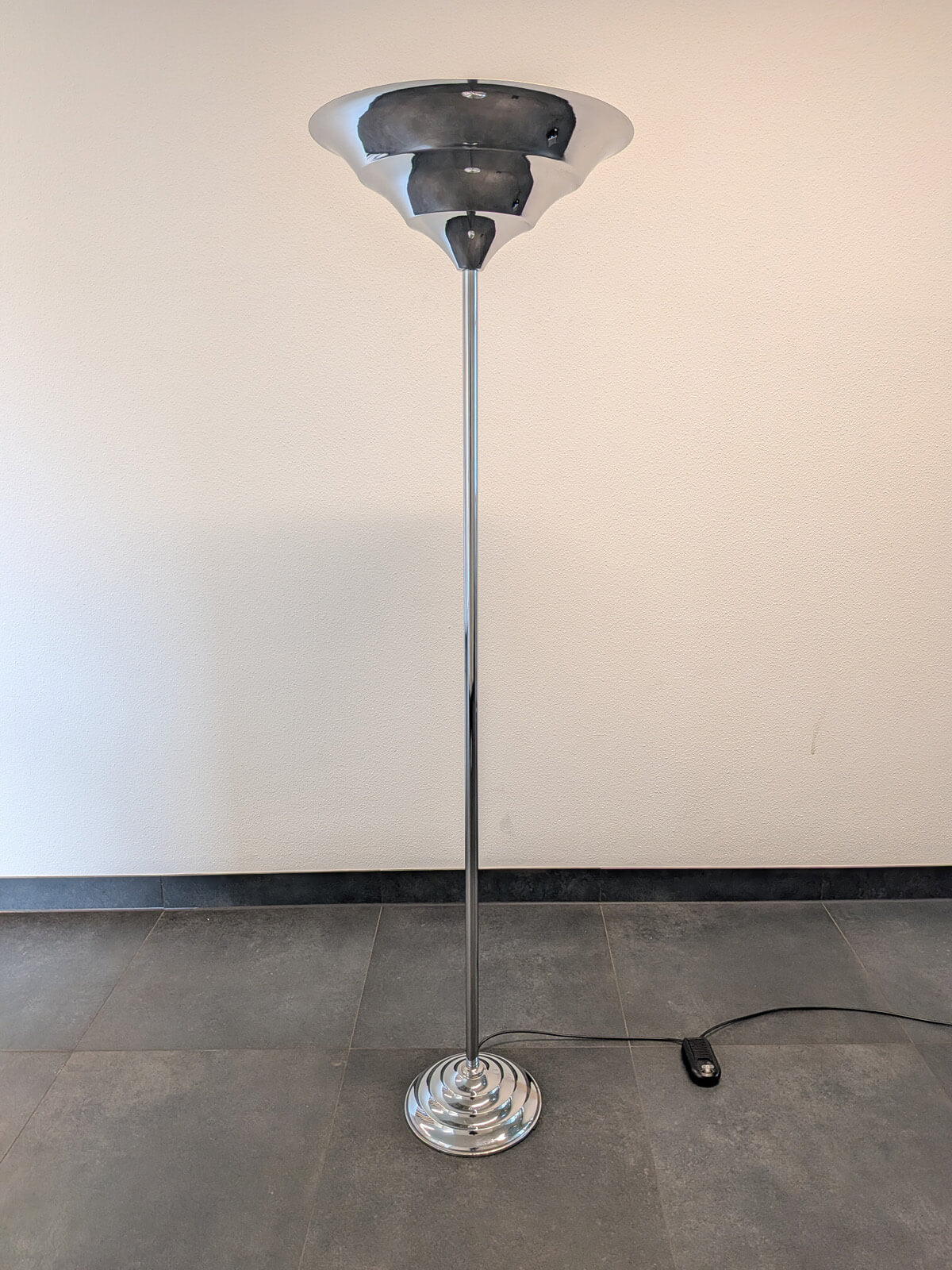 Art Deco Uplighter Vloerlamp - Jaren ’80 Chroom - Streamline Moderne