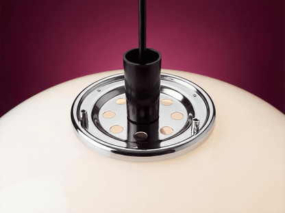 Harveiluce iGuzzini Pendant lamp designed by Luigi Massoni - Opaline Plastic - Italian Space Age Design - 1970s